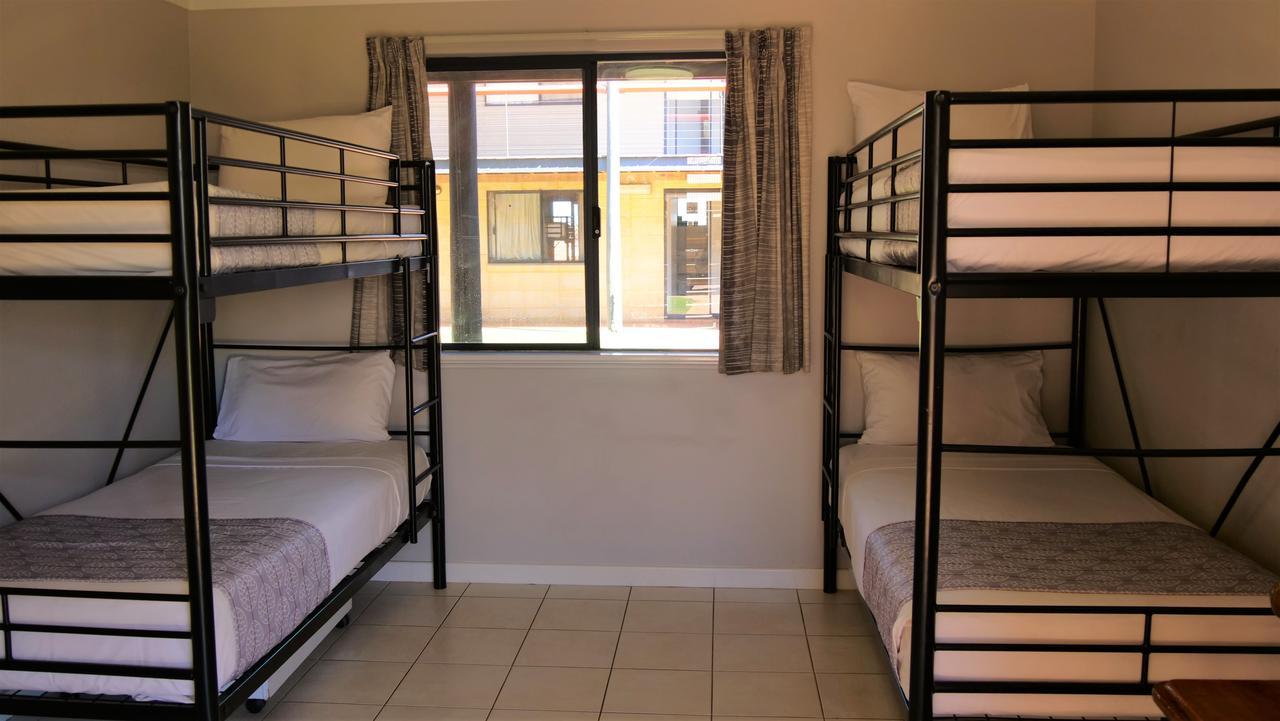 Rac Monkey Mia Dolphin Resort Екстериор снимка