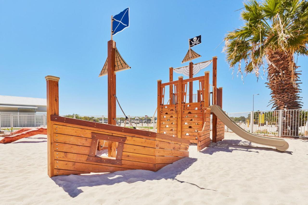 Rac Monkey Mia Dolphin Resort Екстериор снимка